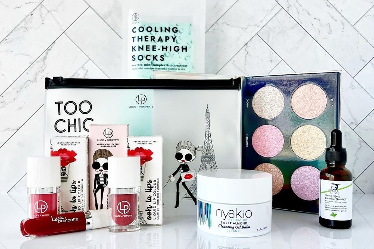 10 Cruelty-Free Makeup and Skincare Subscription Boxes 7 Bombay & Cedar :: The Beauty Box