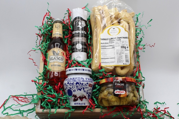 10 Nifty Subscription Boxes for Mom That Are Perfect for Mother's Day 8 Gusto di Roma