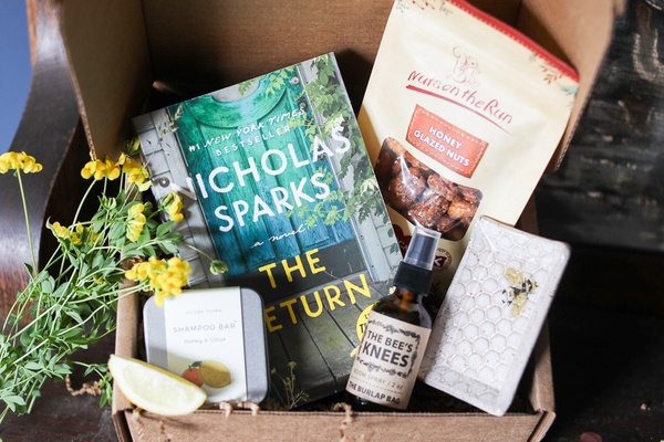 15 Amazing Subscription Box Deals to Snag During the Cratejoy Christmas in July Sale 2022 18 Peace & Pages