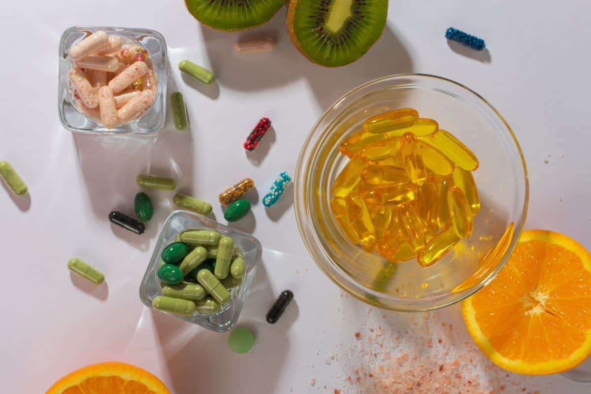 Chelated vs. Non-Chelated Minerals in Vegan Supplements: What Enhances Absorption?
