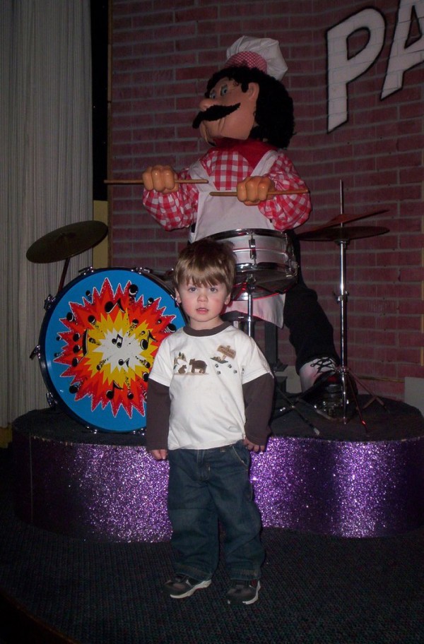 Chuck E Cheese
