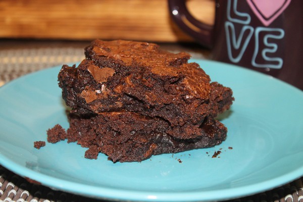 Get a few nifty tips for cooking with coffee, plus see how easy it is to make this delicious (albeit not exactly beautiful) Caffeinated Brownies!