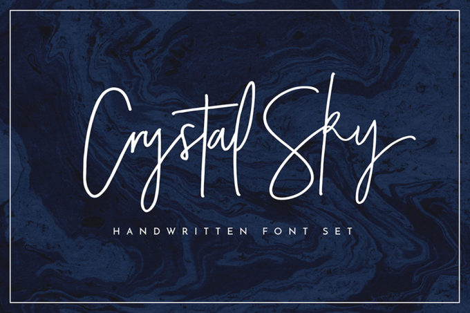 Want to make your holiday graphics really stand out? Check out seven fabulous resources to help you to create the most stunning blog graphics, greeting cards and family Christmas newsletters!