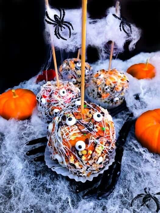 25 Ghoulishly Fun Halloween Treat Recipes to Make for Your Kids