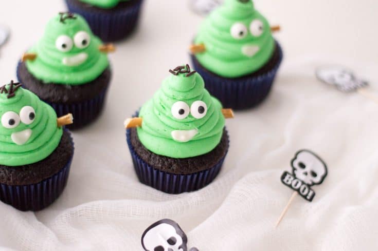 25 Ghoulishly Fun Halloween Treat Recipes to Make for Your Kids