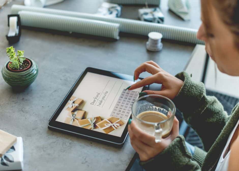 The Modern Way to Celebrate: Guide to Group ECards