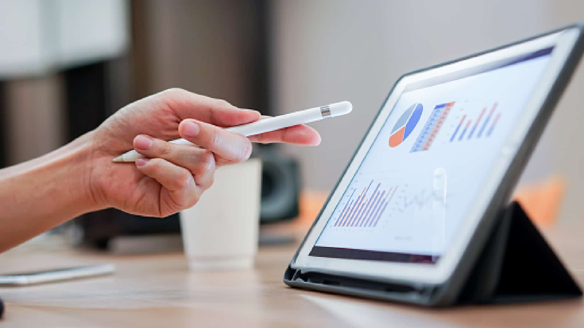 Important Things a Smart Girl Needs to Know About Finance and Investments in 2020 1 Important Things a Smart Girl Needs to Know About Finance and Investments in 2020