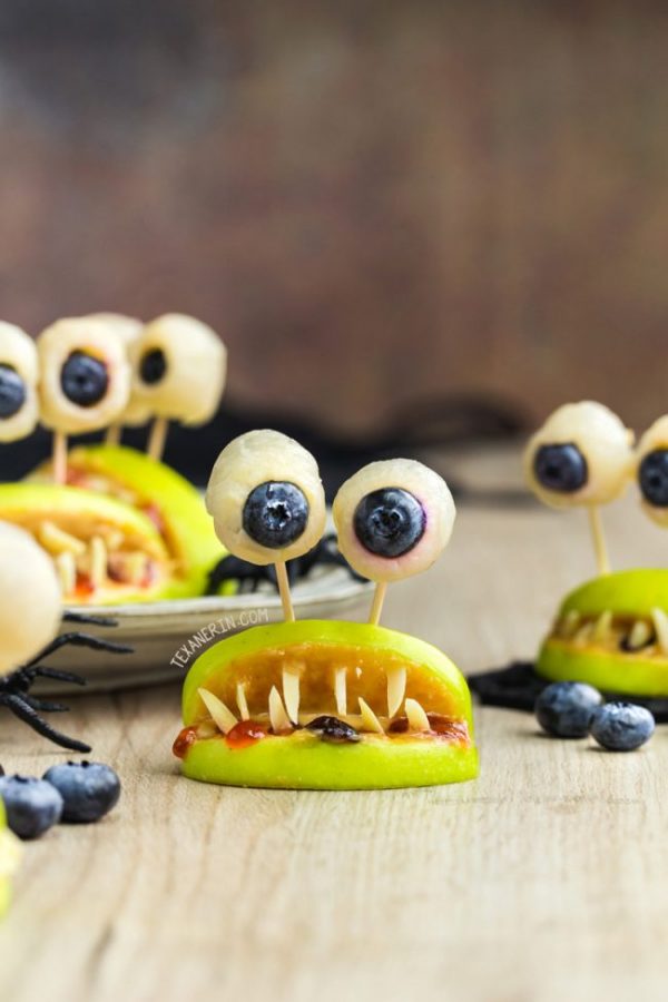 25 Ghoulishly Fun Halloween Treat Recipes to Make for Your Kids