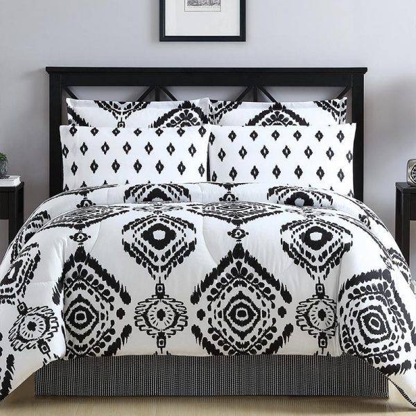 Give Your Room a Makeover in a Flash with a Bed in a Bag from Latest Bedding!