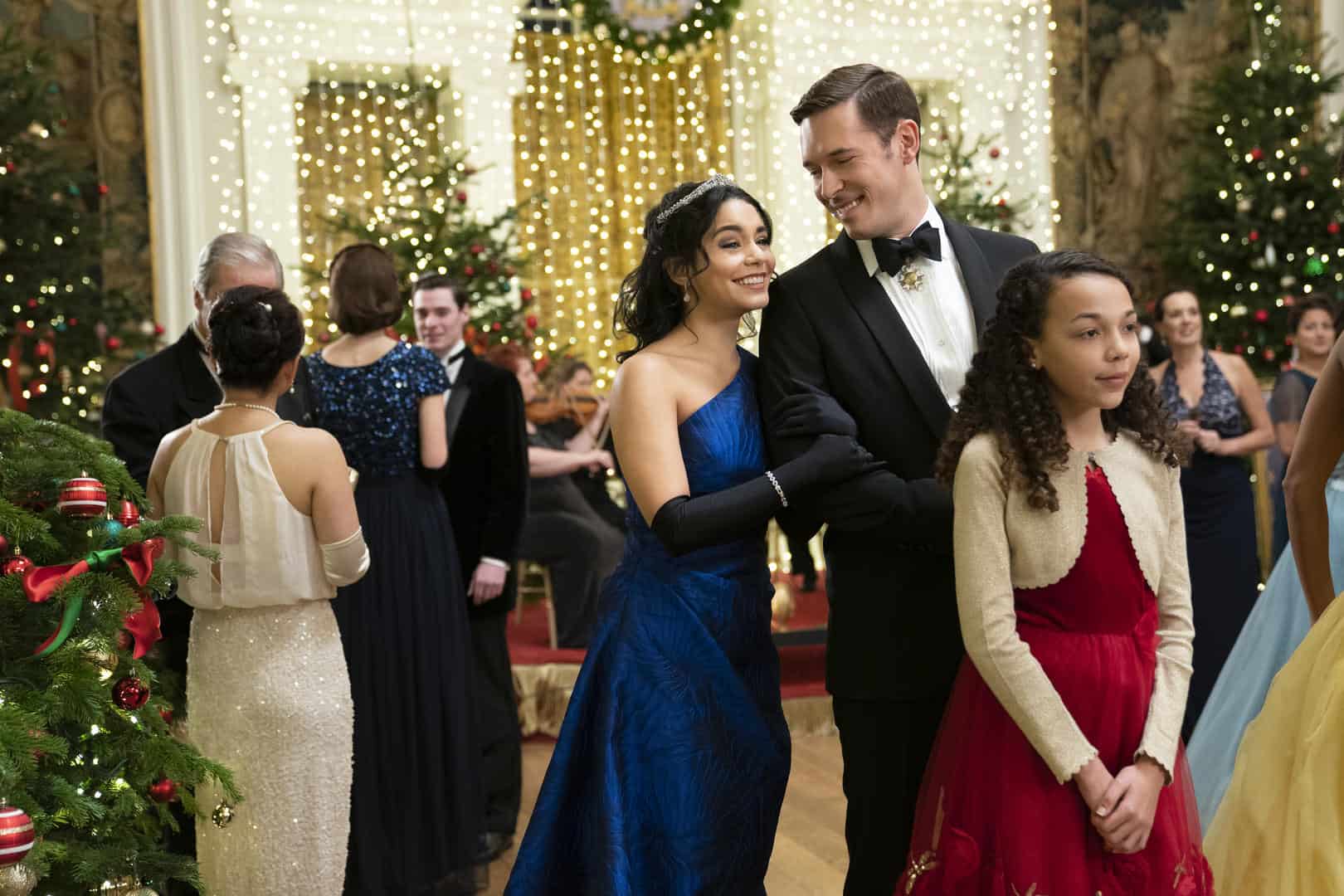 2020 Netflix Holiday Lineup: All the New Christmas Movies & Shows Releasing This Season 4 The Princess Switch: Switched Again. Vanessa Hudgens as Stacy / Margaret / Fiona, Sam Palladio as Edward, Mia Lloyd as Olivia in The Princess Switch: Switched Again. Cr. NETFLIX © 2020