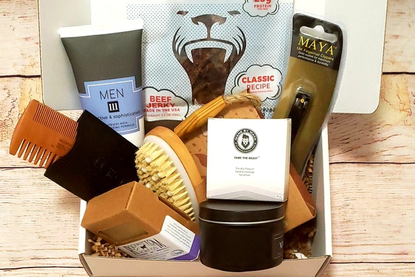 Top 16 Subscription Boxes to "Harvest" for Stocking Stuffers 14 He Time by My Me Time Box