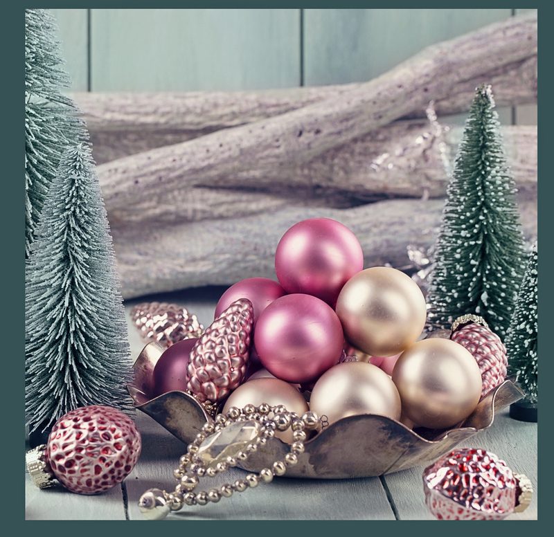 Save Money on Holiday Decor with these Budget-Friendly & Shabby Chic Christmas Ideas 11 Save Money on Holiday Decor with these Budget-Friendly & Shabby Chic Christmas Ideas