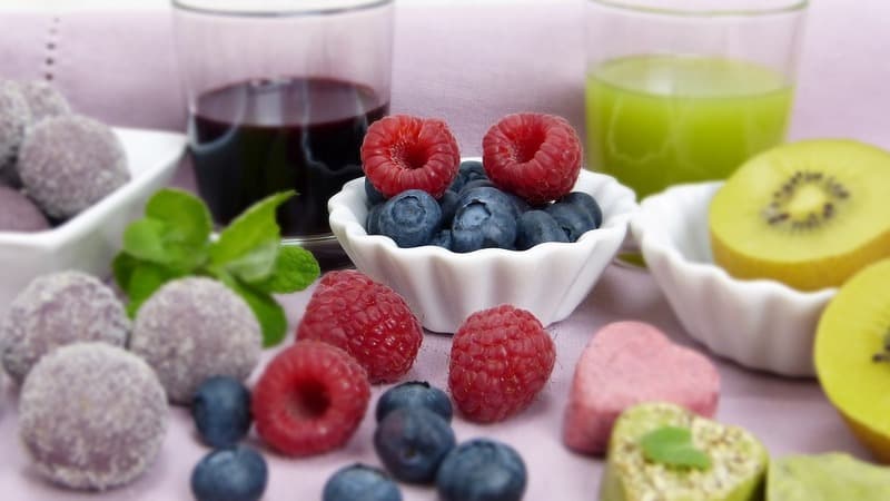 50 Smoothie Bowls & Traditional Smoothie Recipes to Make This Summer 13 50 Smoothie Bowls & Traditional Smoothie Recipes to Make This Summer