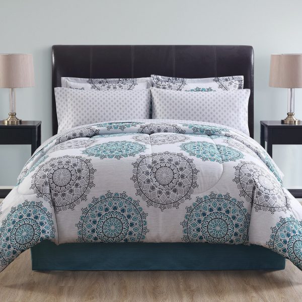 Give Your Room a Makeover in a Flash with a Bed in a Bag from Latest Bedding!