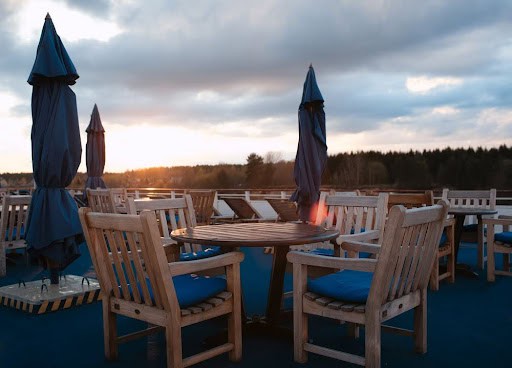 3 Reasons to Build a Backyard Deck in 2025